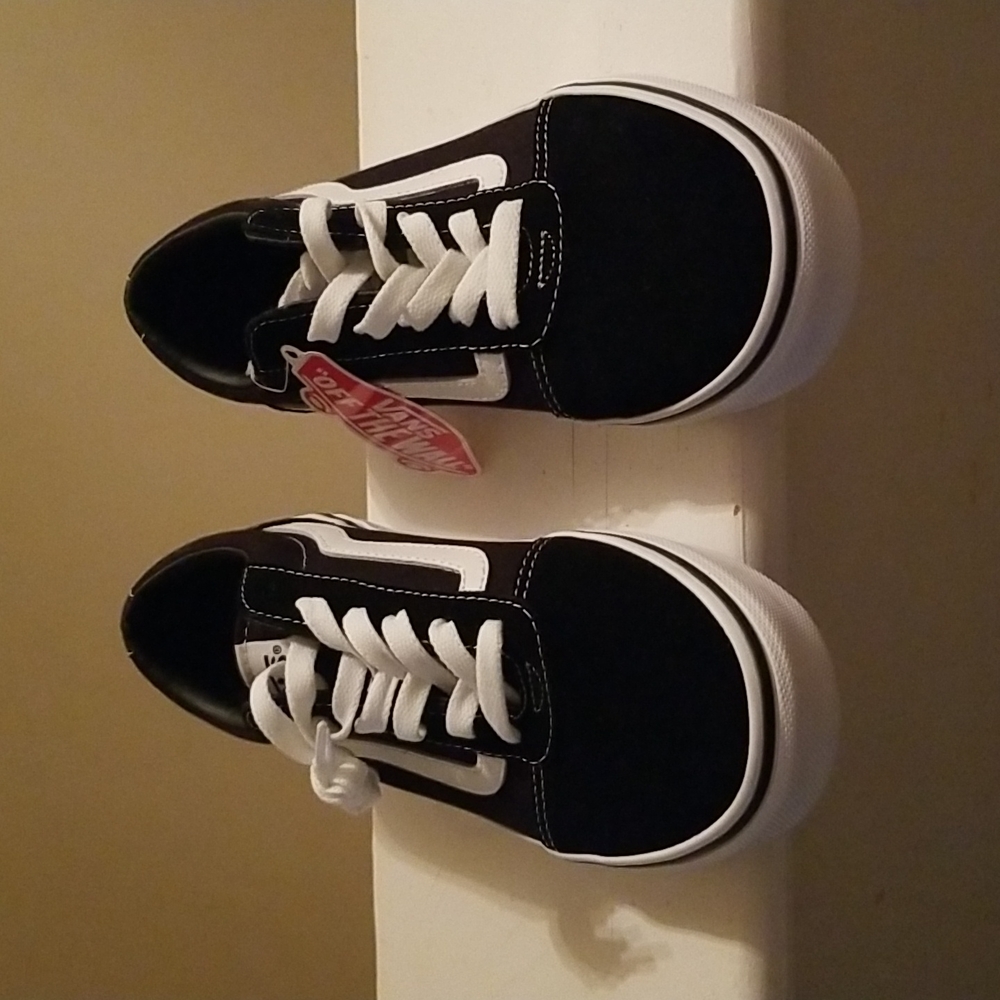 Kids VANS WARD LO SUEDE SNEAKER - BLACK - SIZE 5